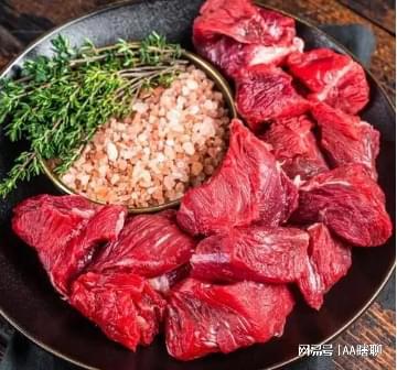 牛肉价格跌跌不休养殖户要哭晕了(图1)